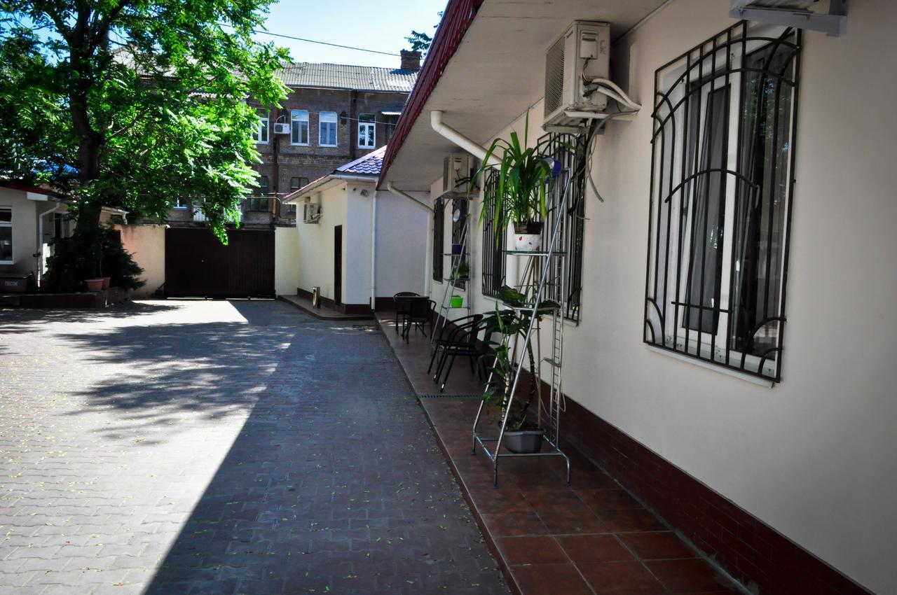 Old Courtyard Hostel Одеса Екстериор снимка