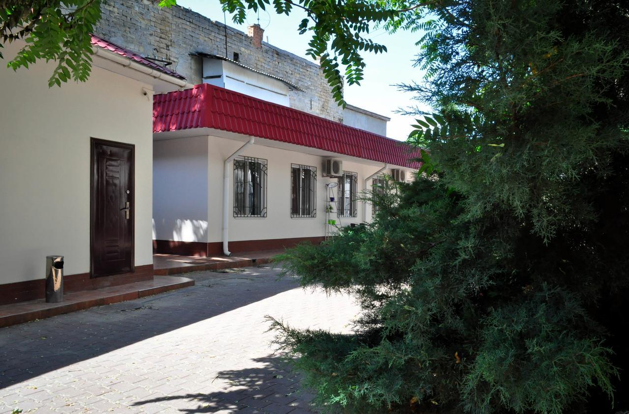 Old Courtyard Hostel Одеса Екстериор снимка