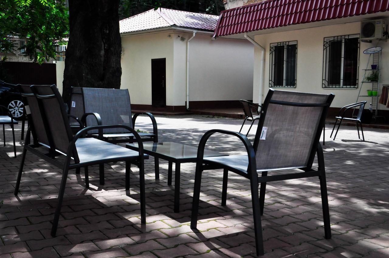 Old Courtyard Hostel Одеса Екстериор снимка